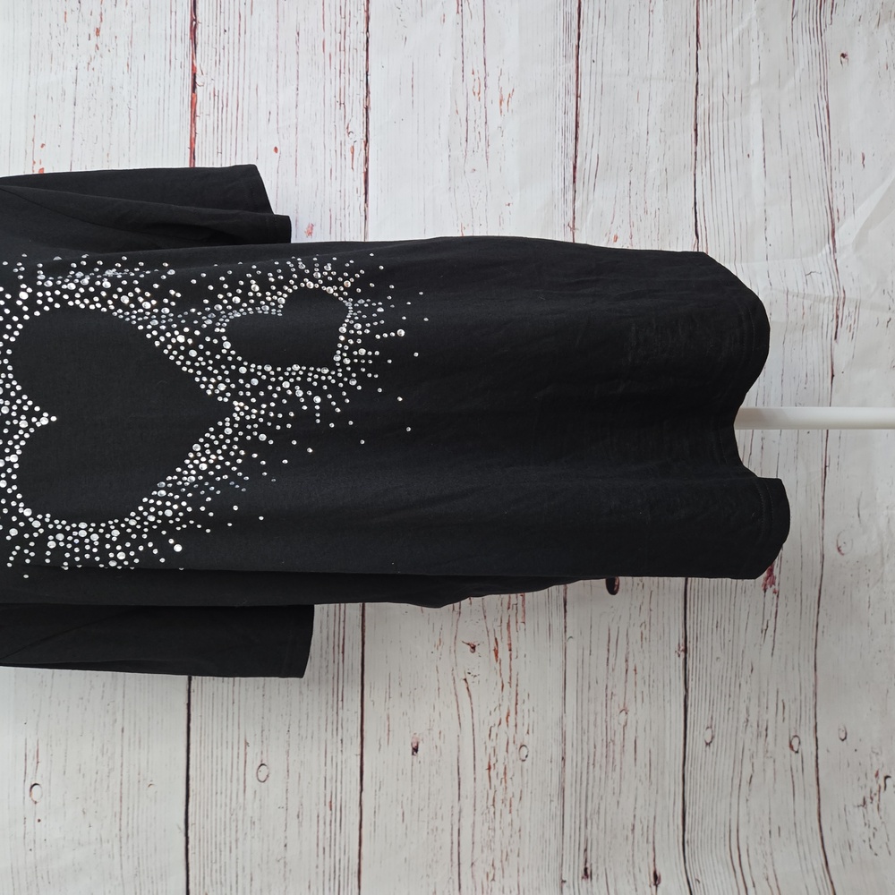 NWT BloomChic Black Rhinestone Heart Tee | Plus Size 18/20 - Picture 3 of 10